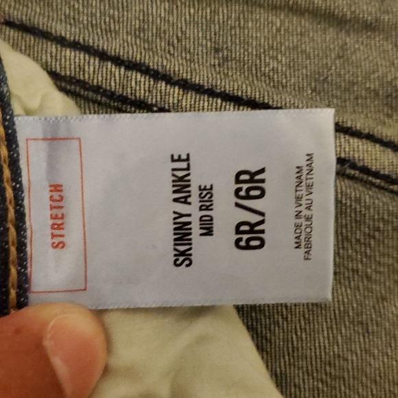NWOT Express Jeans - Picture 2 of 3